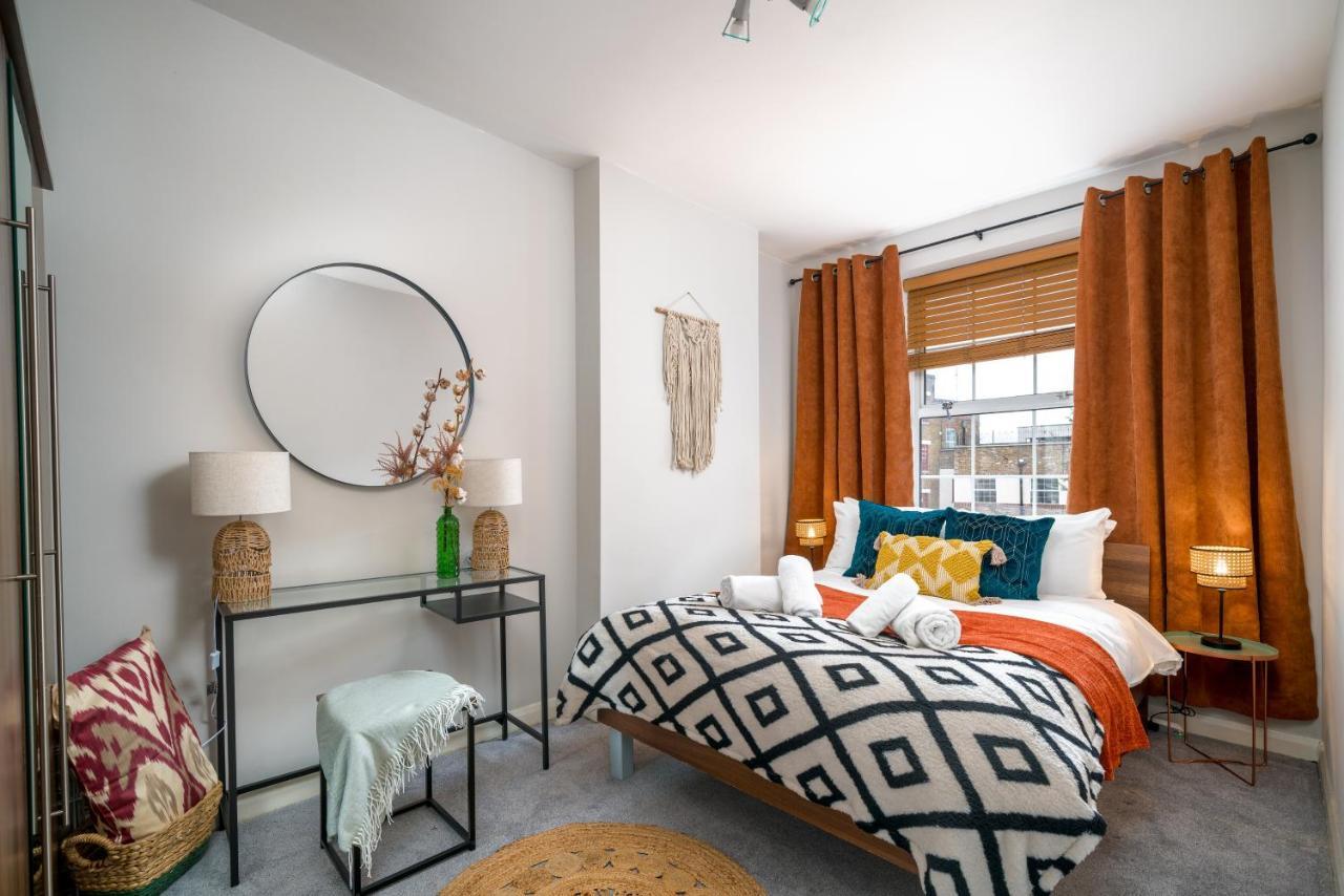 Apartment By Liverpool Street/ Spitalfields Market ลอนดอน ภายนอก รูปภาพ